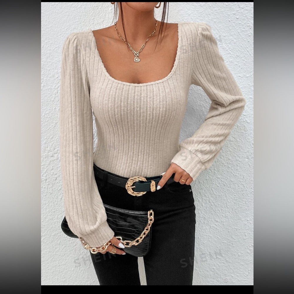 2/$30 square scoop neck lantern long sleeve bodysuit large cream tan apricot